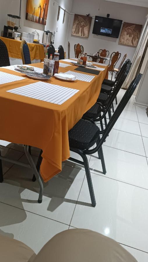 Lala Poa Guest House Klerksdorp Bagian luar foto